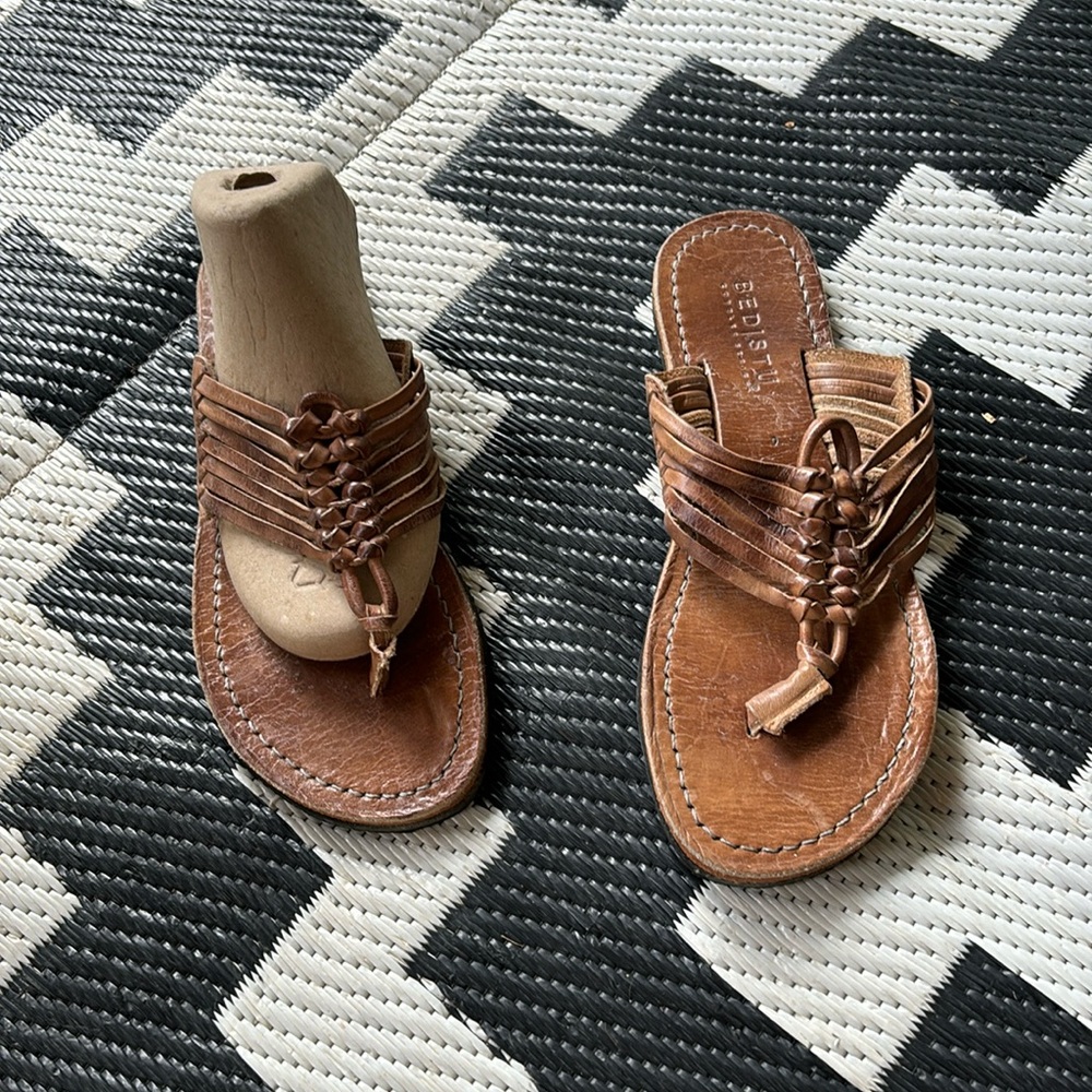 Women’s BedStu Sandal Size 9